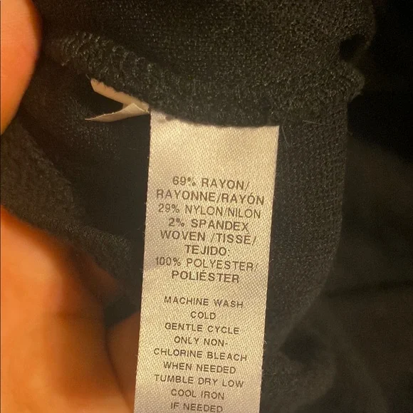 LOFT Black Sleeveless Blouse - Picture 7 of 7